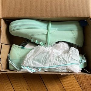 NWT Keds Triple Canvas Platform, Aqua Tennis Shoe Size 9